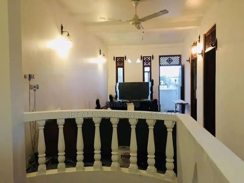 ☆ Dehiwala 04 Story House for Sale ( RHS - 717 )