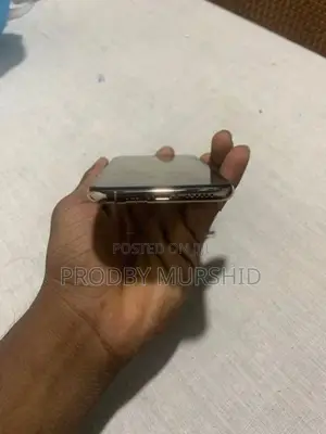 Apple iPhone XS (Used)