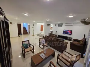 7BR House for Sale in Nawala – Koswatte