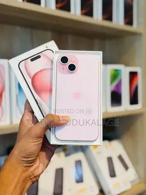 Apple iPhone 15 256GB (Used)