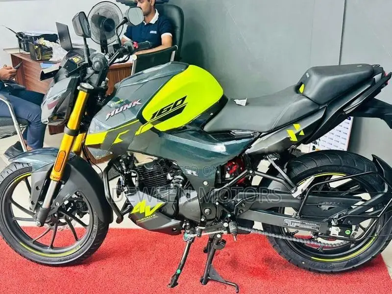 Hero Hunk 160R 4V Brand New 2026