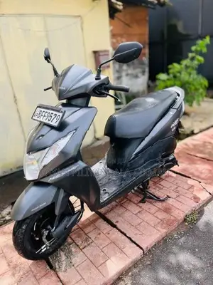 Honda Dio 2017