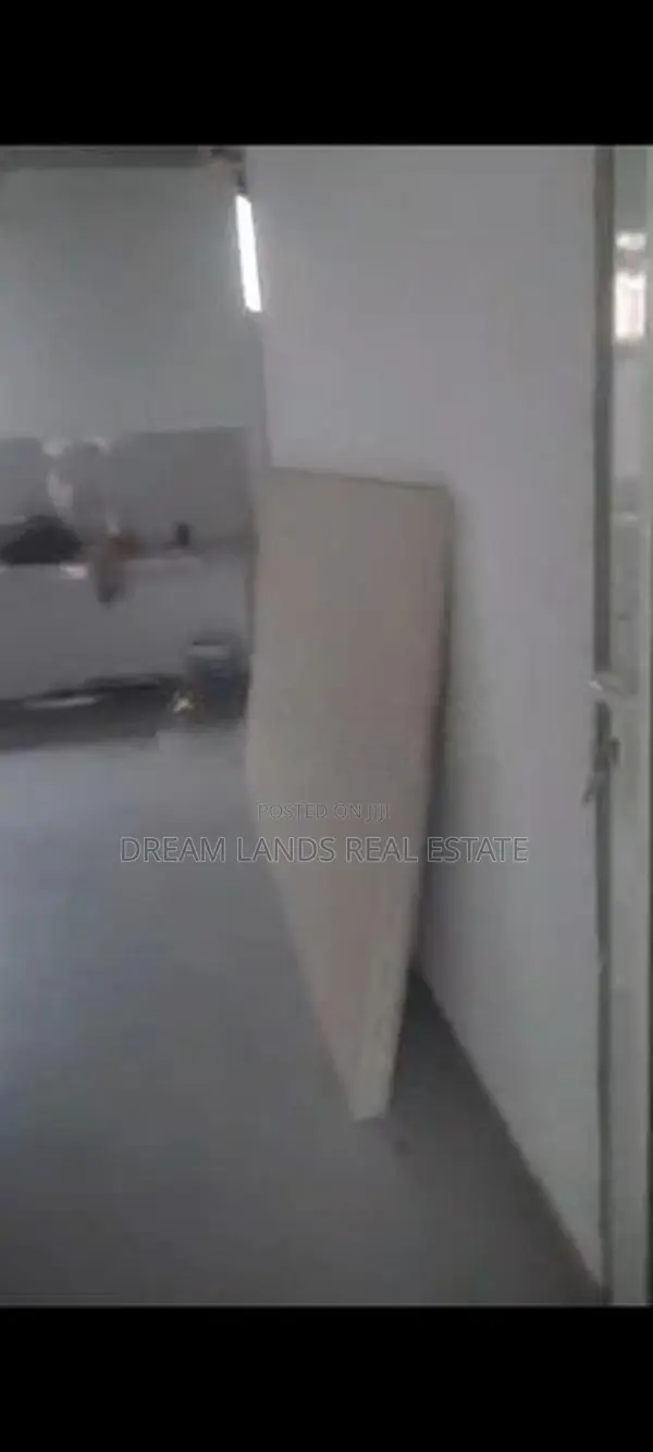 ☆ Nugegoda Mirihana Commercial Building For Rent ( R- 718 )