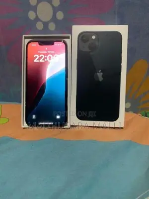 Apple iPhone 13 (Used)