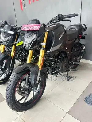 Hero Hunk 160R 4V 2026