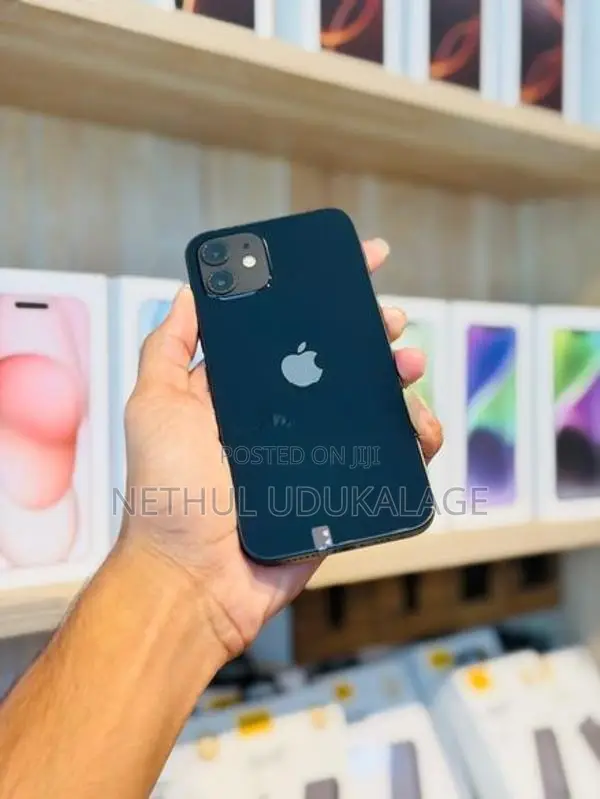 Apple iPhone 12 128GB (Used)