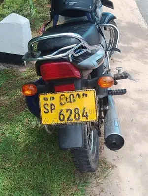 Bajaj CT100 2014