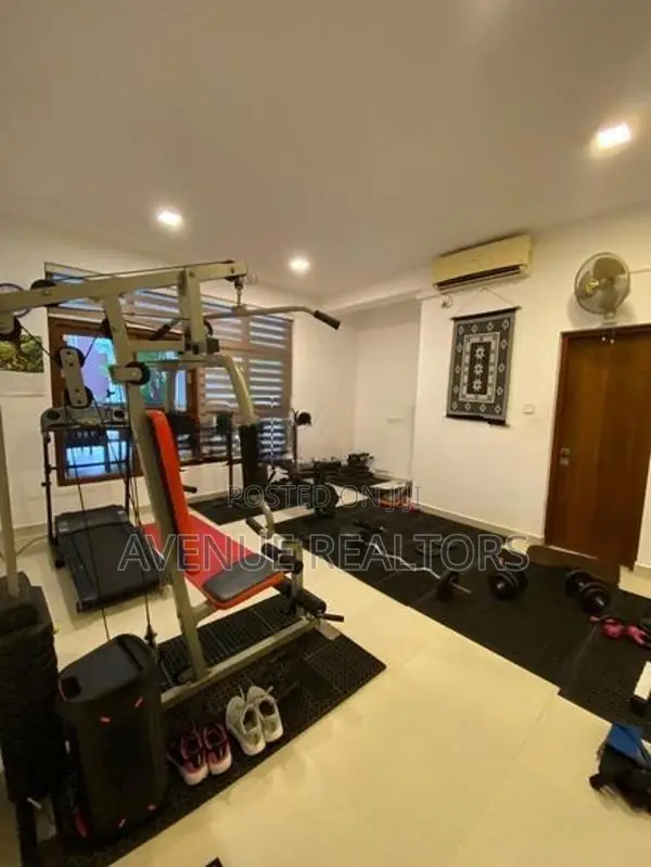 7BR House for Sale in Nawala – Koswatte