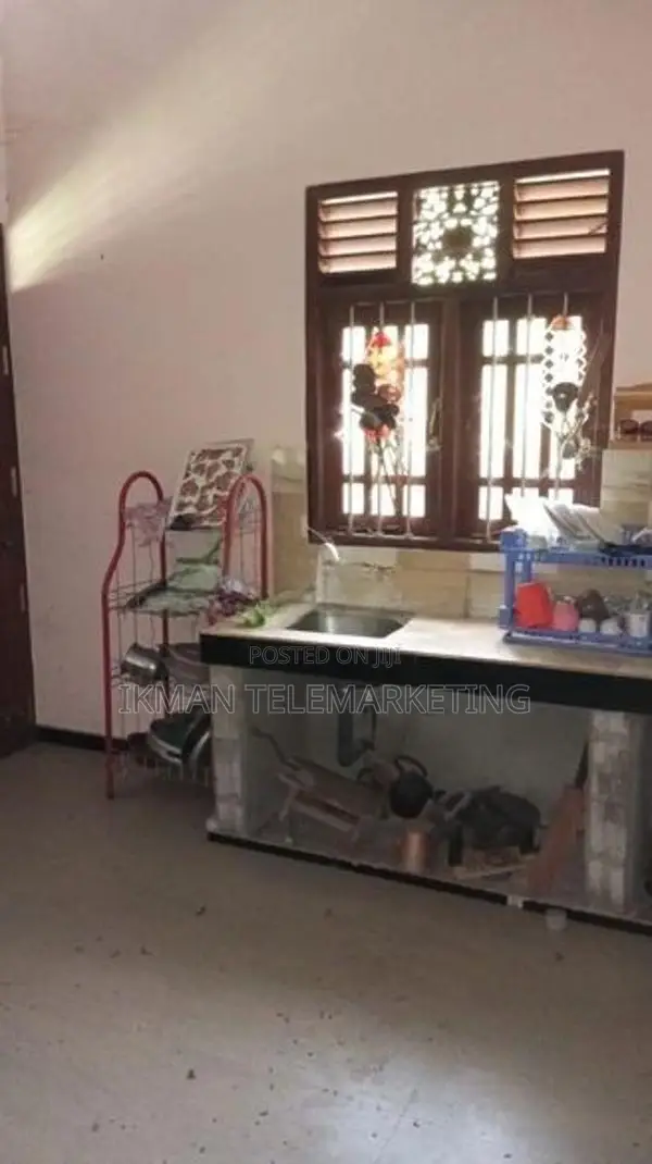 House for Sale – Ambalanthota