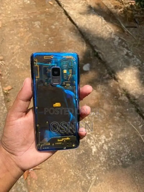 Samsung Galaxy S9 (Used)