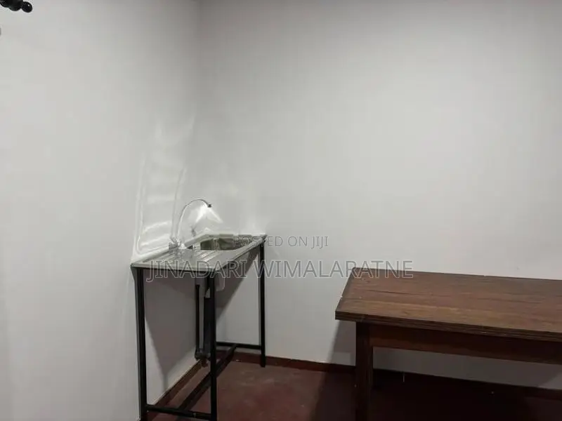 Room for Rent in Ragama, Walpola (For Ladies Only)