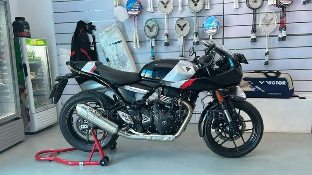 Triumph Thruxton 400 2026