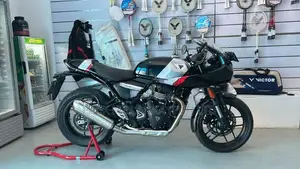 Triumph Thruxton 400 2026