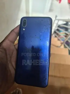Samsung Galaxy M10 (Used)