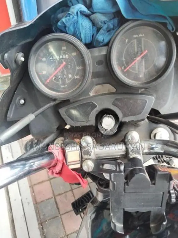Bajaj Discover 2012