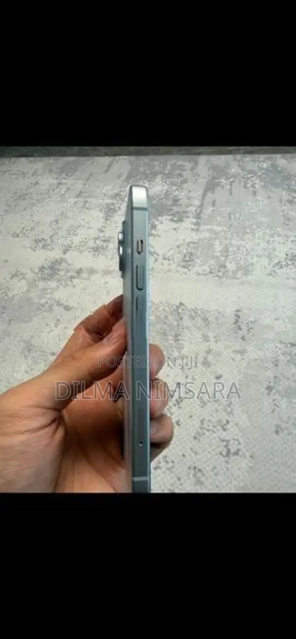 Apple iPhone 15 (Used)