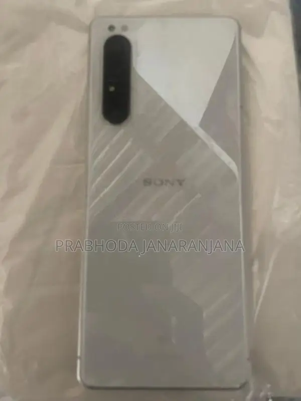 Sony Xperia 1 II (Used)