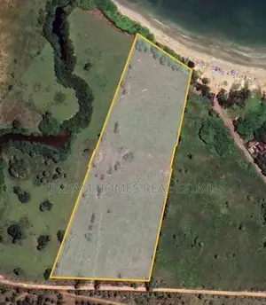 Prime Beachfront Land for Sale – Pasikudah
