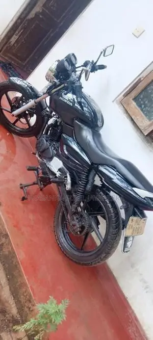 Bajaj Pulsar 180 2007
