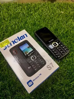 Sunelan Button phone (Brand New)