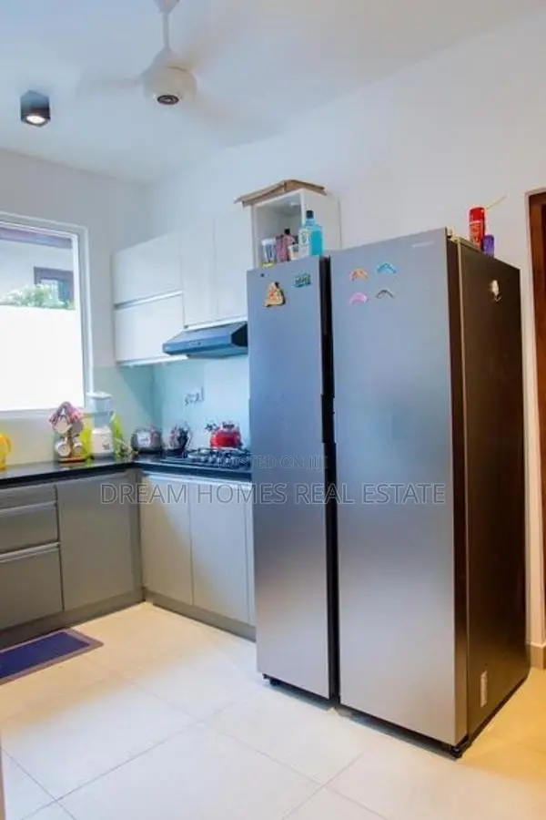 Luxury Living in Battaramulla – Brand New 3800 sqft Home for Sale