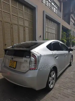 Toyota Prius S Touring 2014