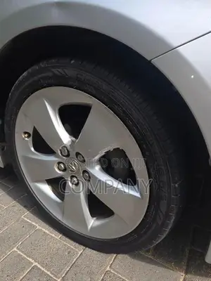 Toyota Prius S Touring 2014