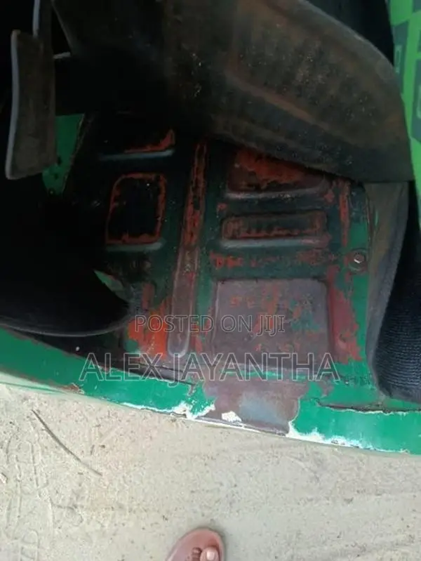 Bajaj RE 2 Stroke 2006