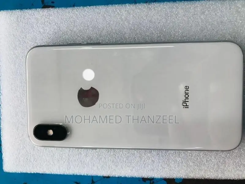 Apple iPhone XS 256GB (Used)