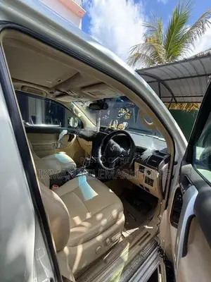 Toyota Land Cruiser Prado 150 2014