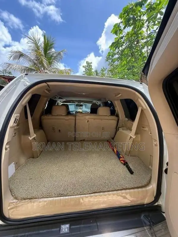 Toyota Land Cruiser Prado 150 2014