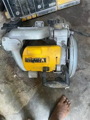 Tile Cutter Dewalt