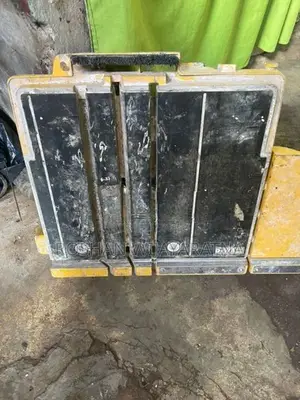 Tile Cutter Dewalt