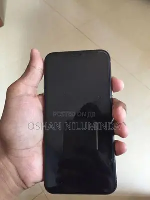 Apple iPhone XS (Used)