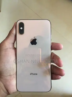 Apple iPhone XS (Used)