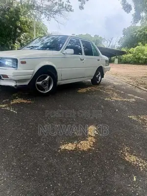 Nissan Sunny HB11 1987
