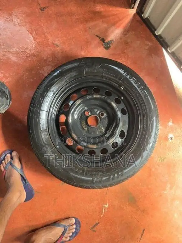 185/65/15 Tire