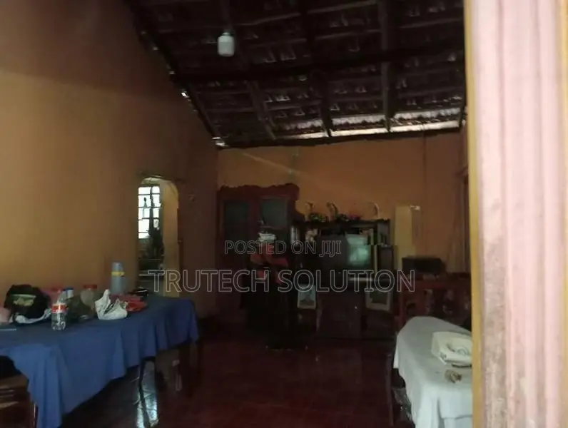 හසලක,උඩුදහා ගෙයක් සමග ඉඩම විකිණීමට
