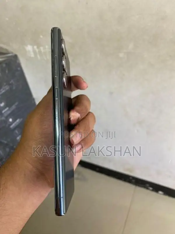 Samsung Galaxy S22 Ultra (Used)