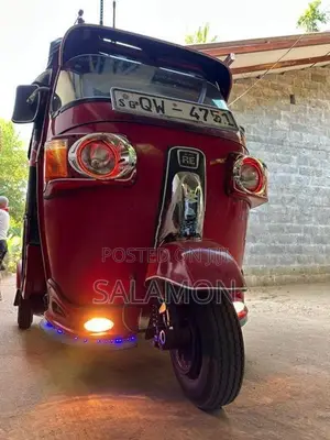 Bajaj RE 2010