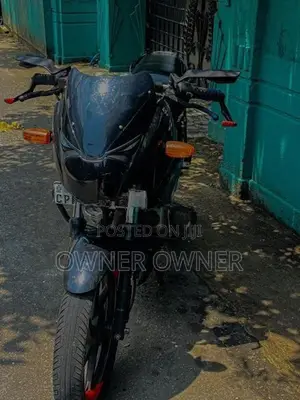 Bajaj Pulsar 180 2013