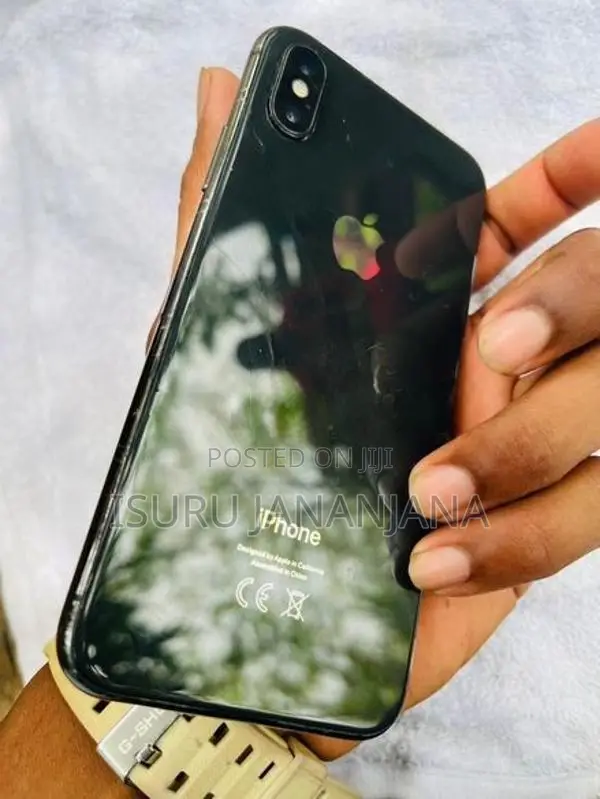 Apple iPhone X (Used)