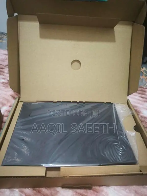 MSI Cyborg 15 B2RW Gaming Laptop