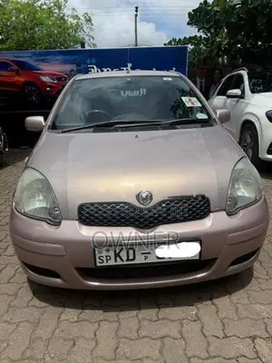 Toyota Vitz 2002