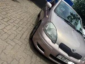 Toyota Vitz 2002