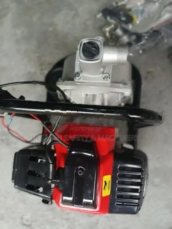 Fumax Petrol Water Pump – Two Stroke 1 Inch Herman Pt 0495