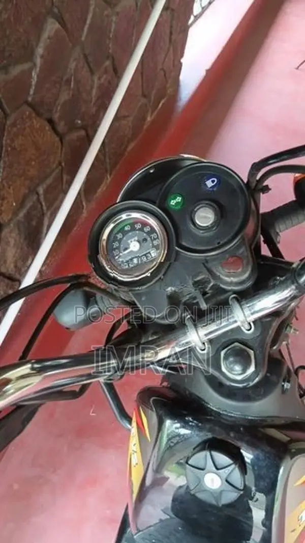 TVS XL 100 2025