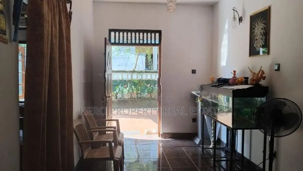 Modern House for Sale in Kadawatha
