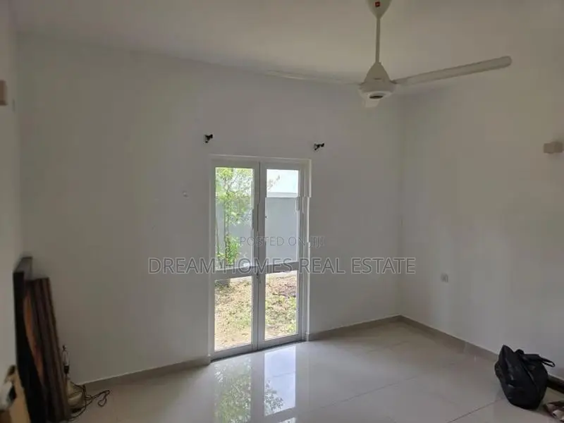 Modern Family Home for Sale – Piliyandala Prime Location