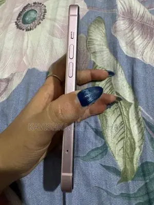 Apple iPhone 15 (Used)